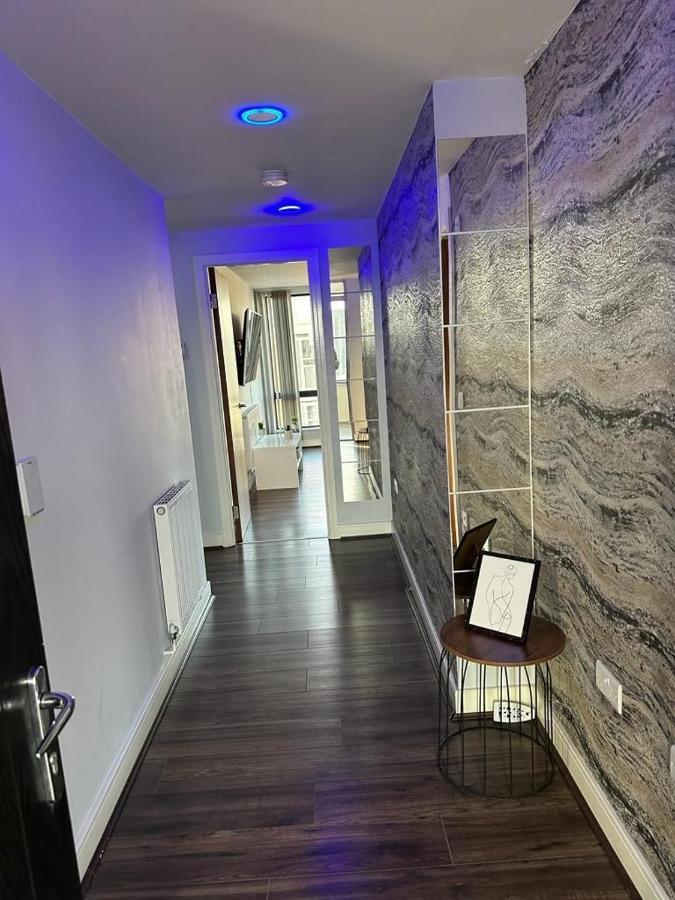 Luxury 9Ine Beautiful Bull Ring Apartment Free Parking Birmingham Exterior foto